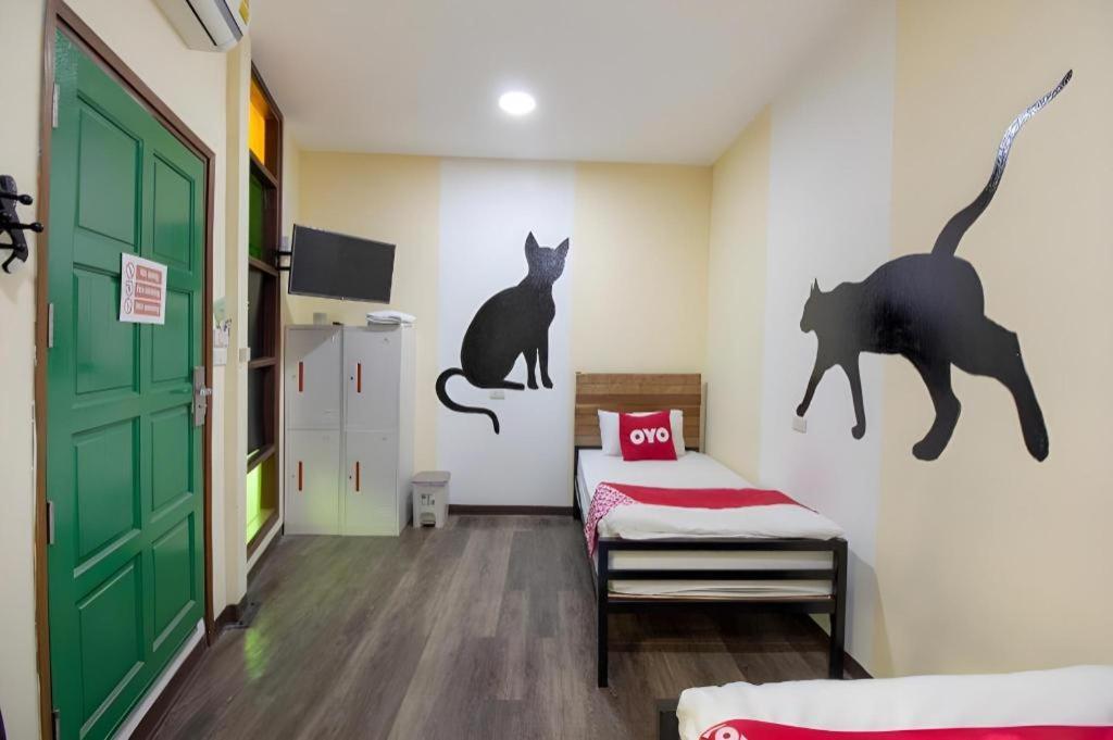 Art Hotel Sanamchai Бангкок Екстер'єр фото